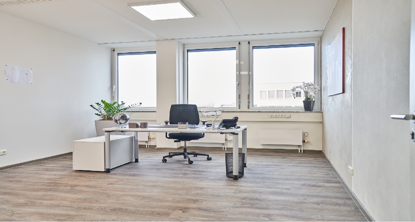 Businesscenter Röntgenstraße 7-9 Rent office Röntgenstraße 7-9 — photo 4