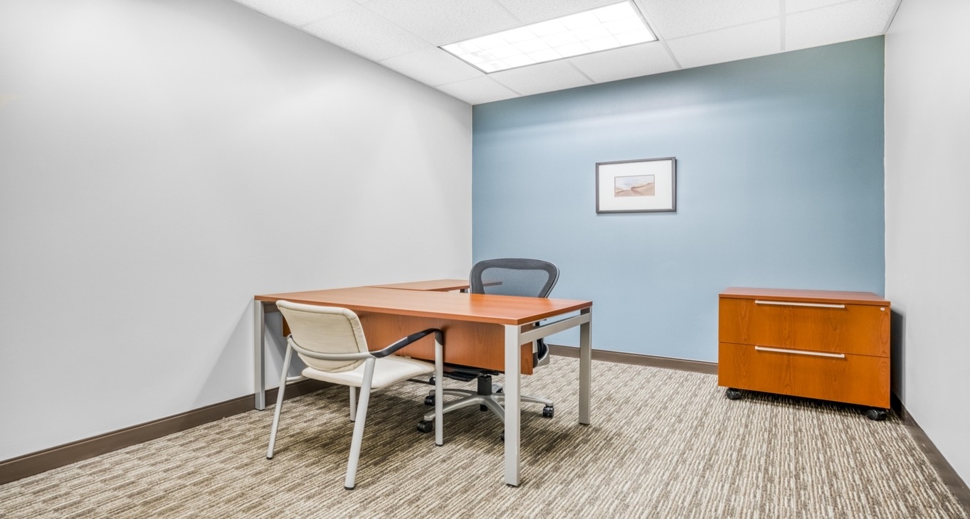Rent office Saucon Valley Plaza — photo 7