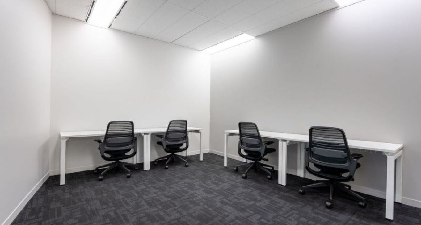 Trung tâm thương mại Sherry Lane 5956 Rent office Sherry Lane 5956 — photo 7