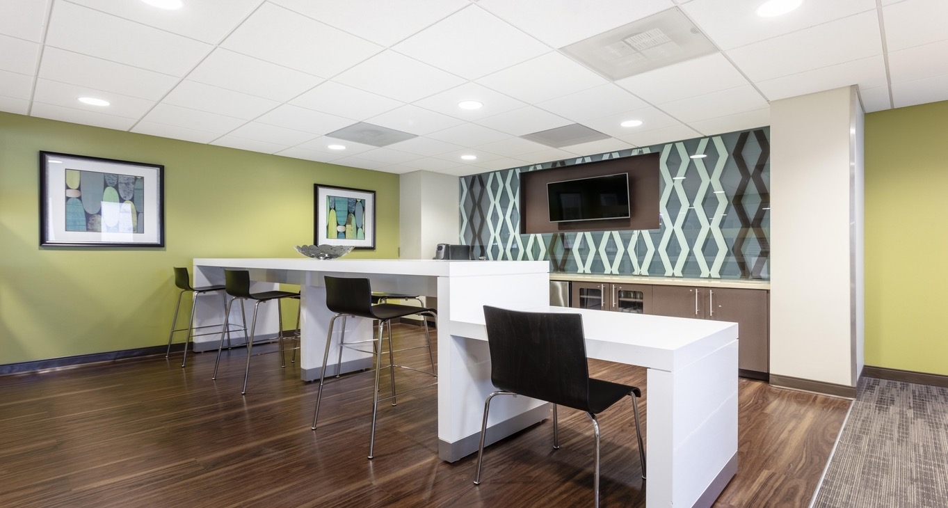 Rent office South Riverside Plaza — photo 4