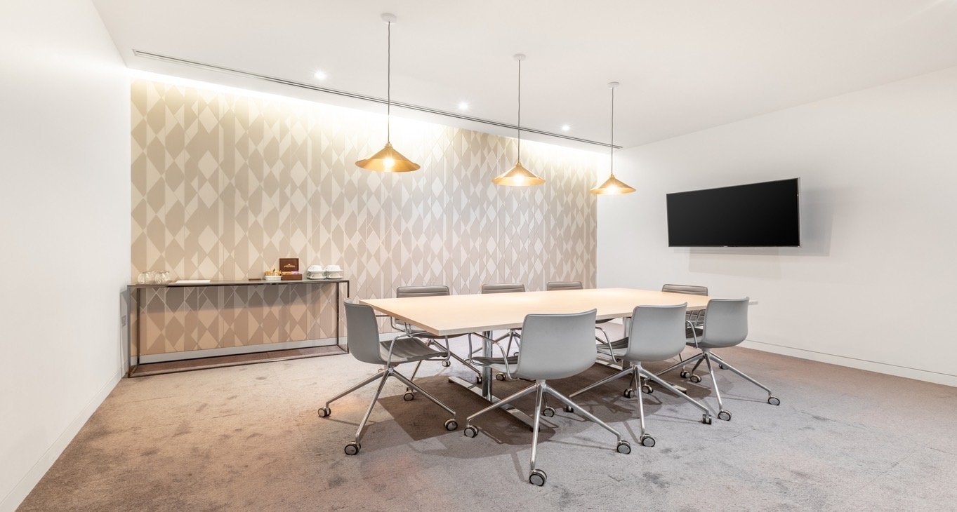 Rent office St James's Square — photo 5