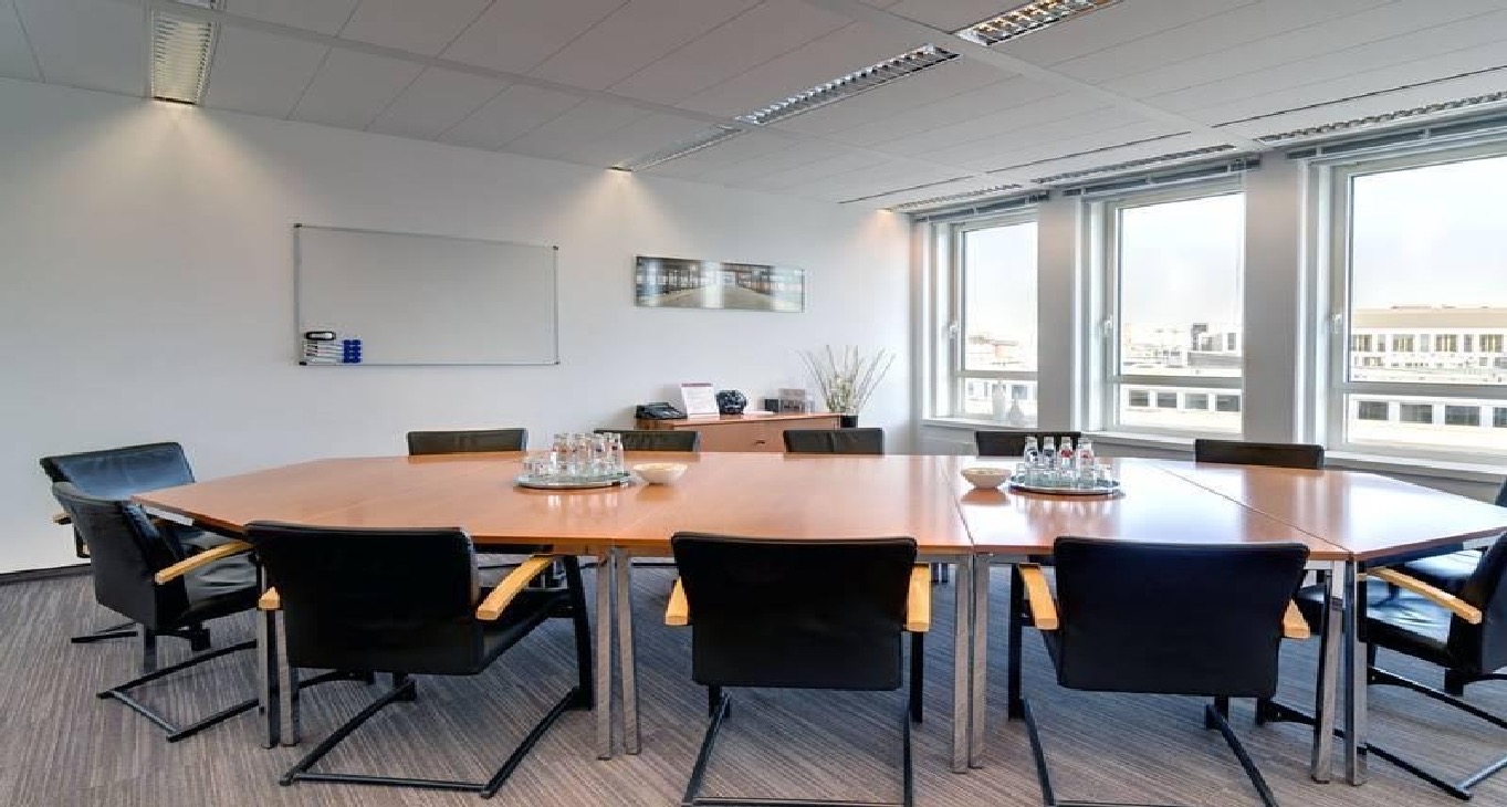 Renting an office in Hamburg: the lease terms to check