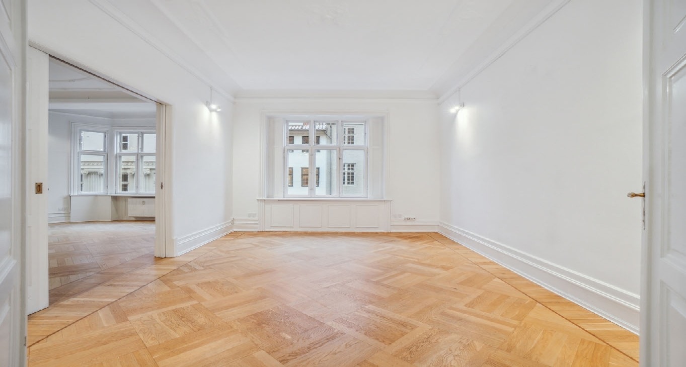 Rent office Store Strandstræde 19 — photo 1