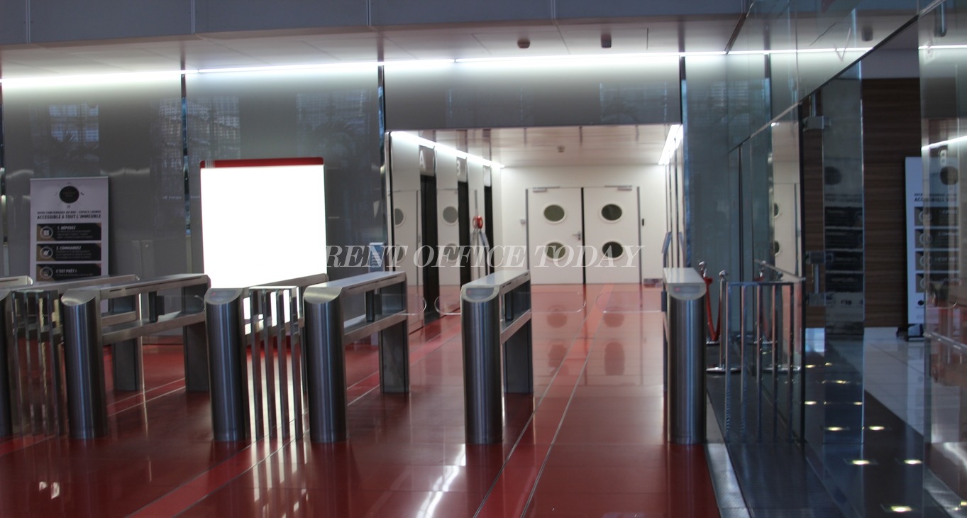 Rent office TOUR ARIANE — photo 16
