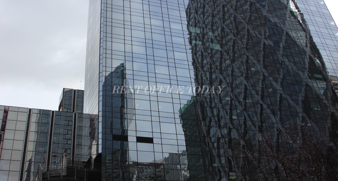 Rent office TOUR MANHATTAN — photo 2