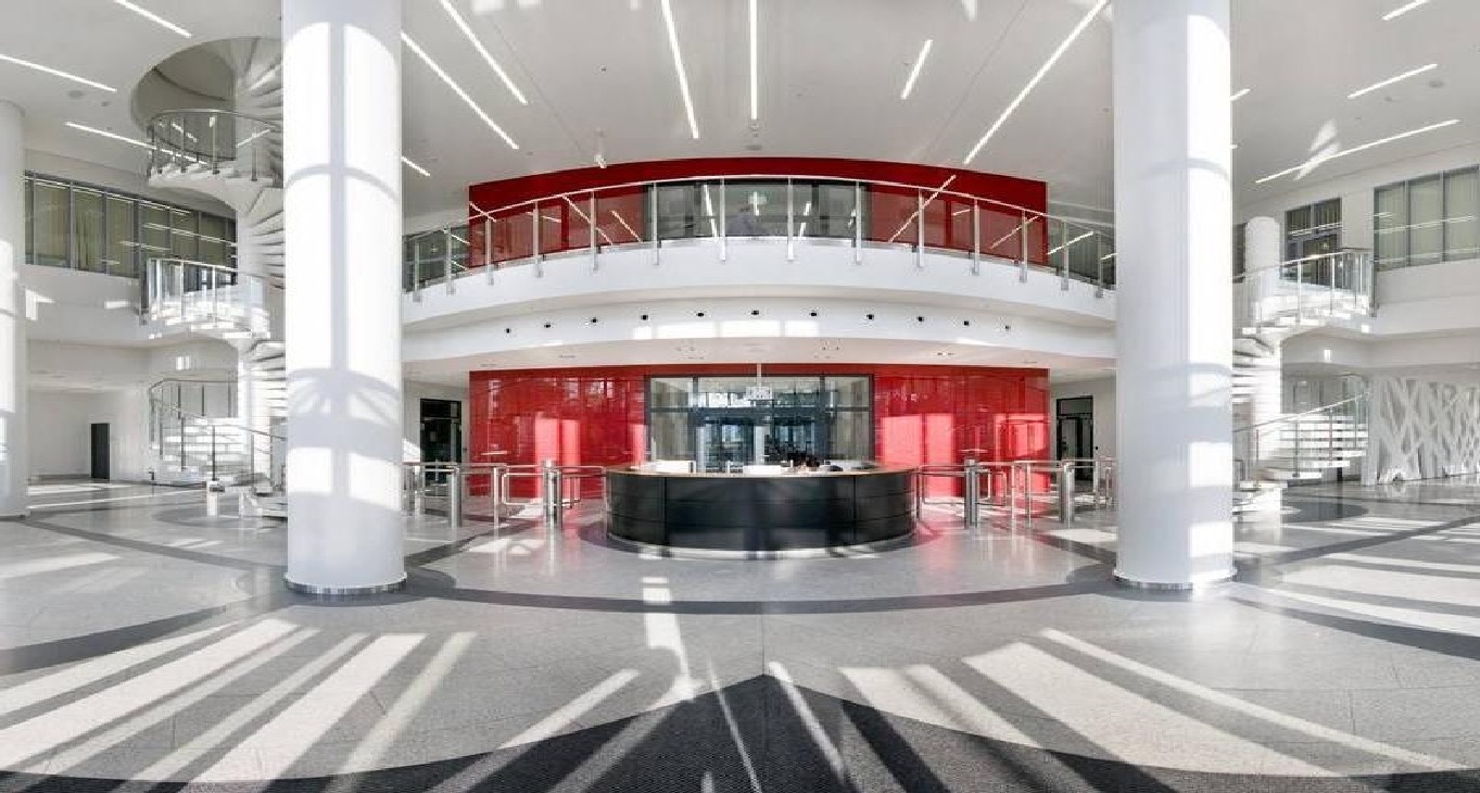 Rent office Theodor-Heuss-Allee 112 — photo 1