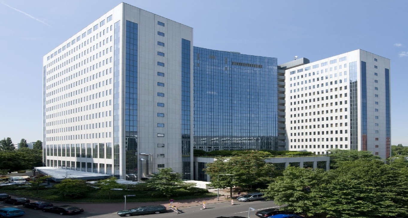 Rent office Theodor-Heuss-Allee 112 — photo 12