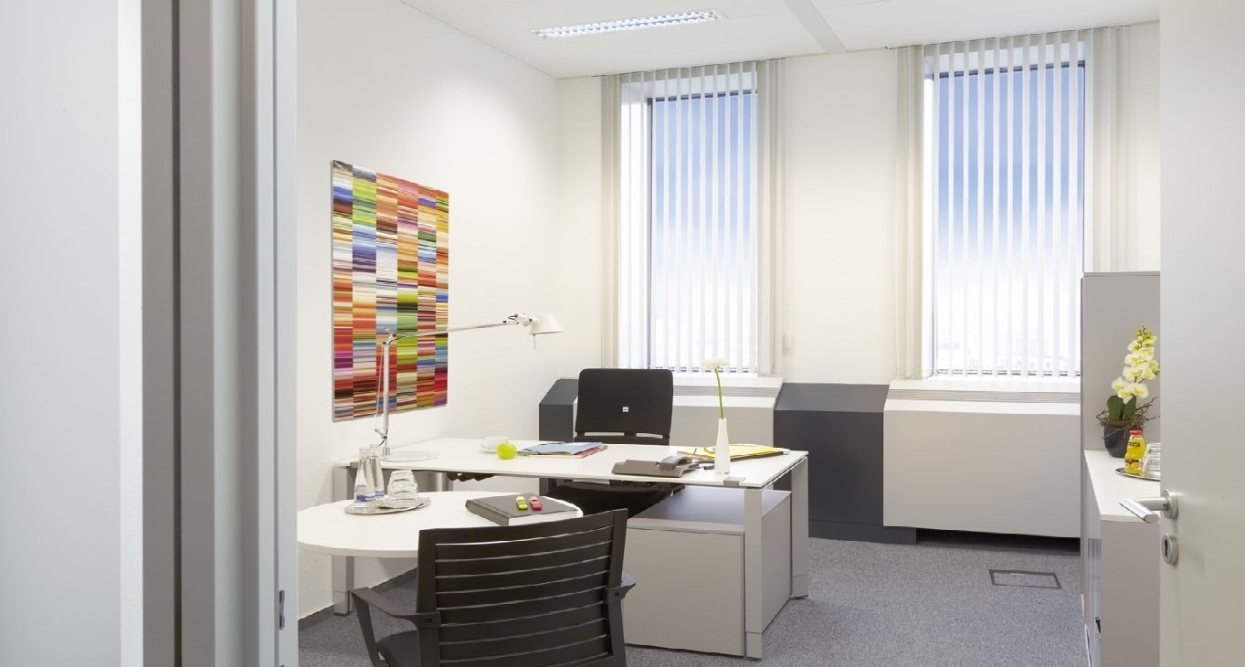 Rent office Theodor-Heuss-Allee 112 — photo 4