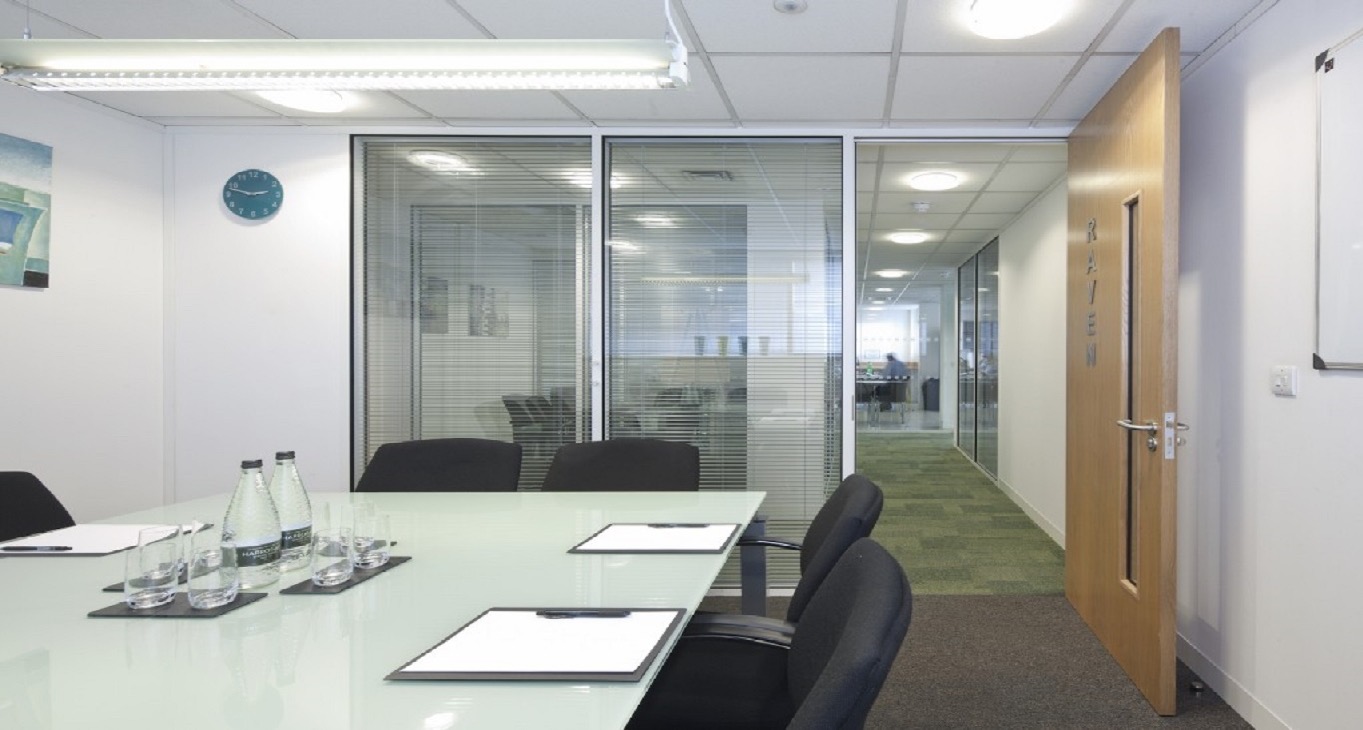 비즈니스 센터 Tower Bridge Business Centre Rent office Tower Bridge Business Centre — photo 3