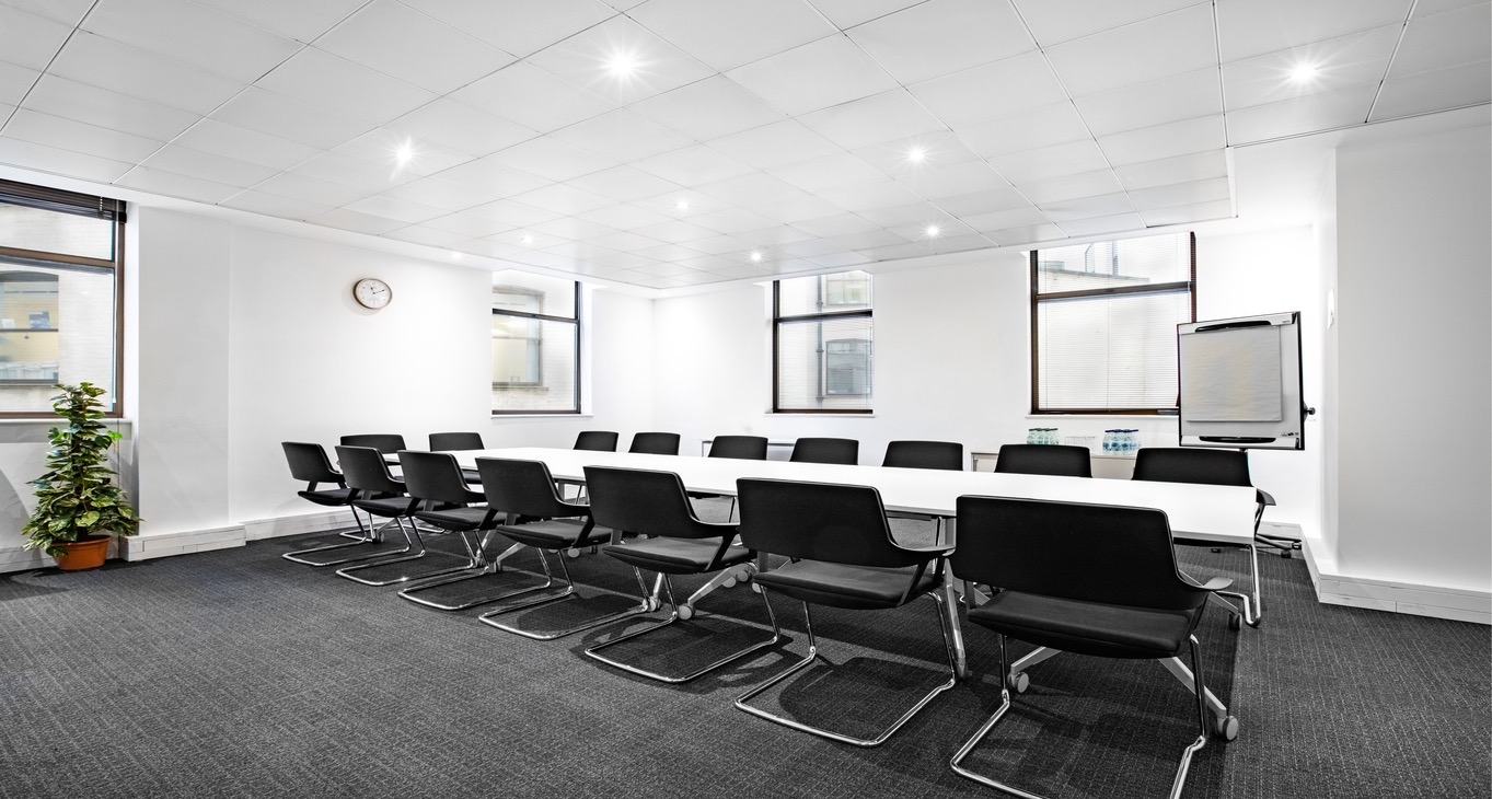 Rent office Trafalgar Square — photo 10