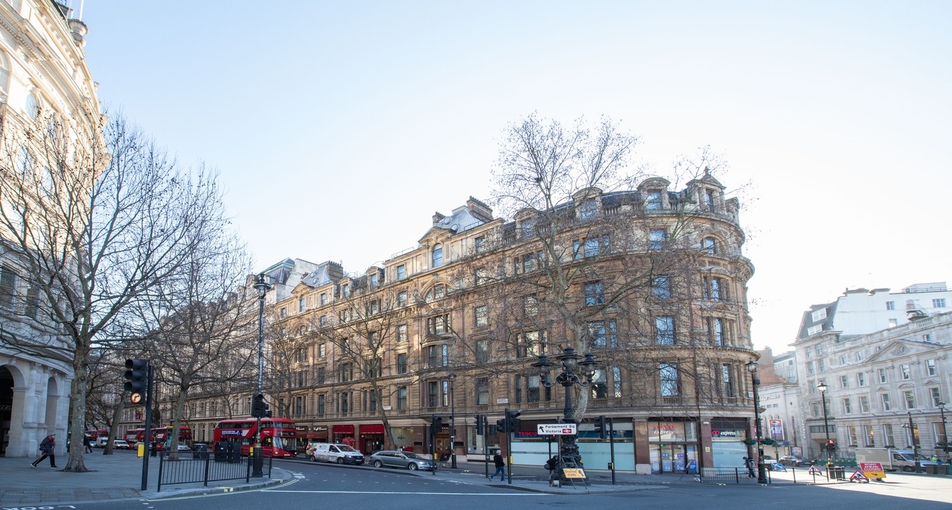 Rent office Trafalgar Square — photo 11