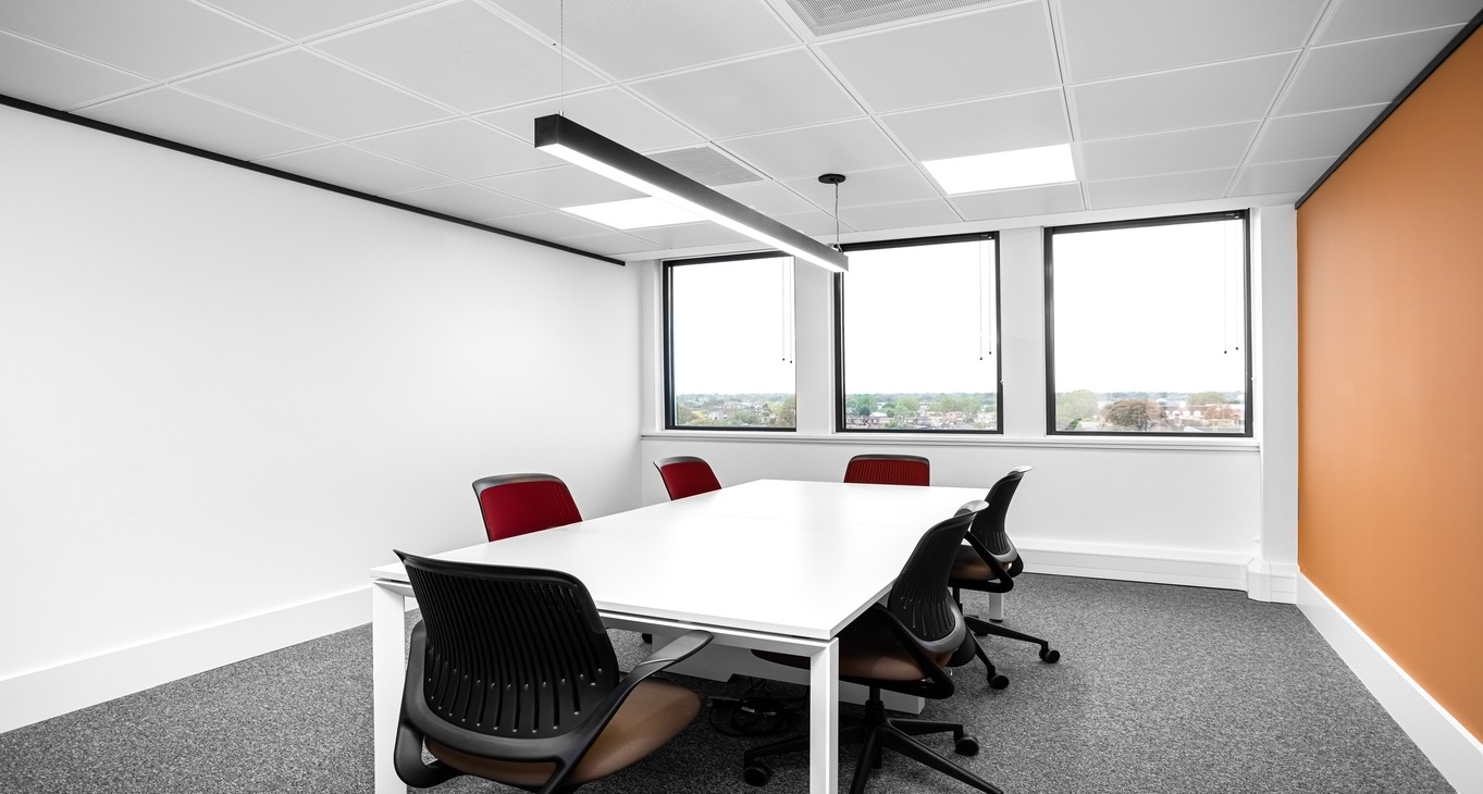 Pusat bisnis Twickenham Rent office Twickenham — photo 7