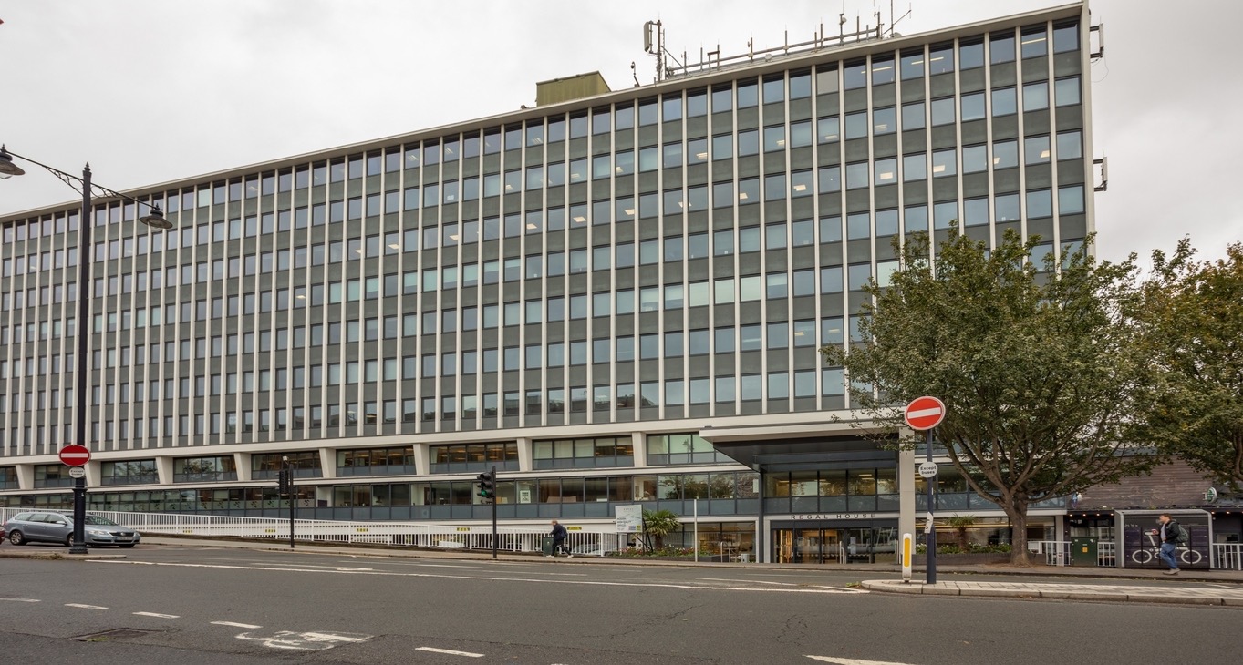 Pusat bisnis Twickenham Rent office Twickenham — photo 1