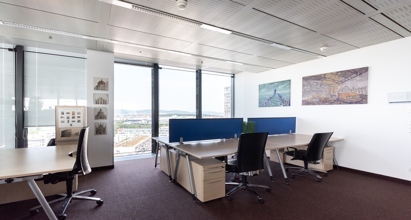 Rent office Twin Towers — photo 1