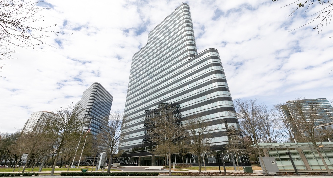 Pusat perniagaan Two Post Oak Central Rent office Two Post Oak Central — photo 11