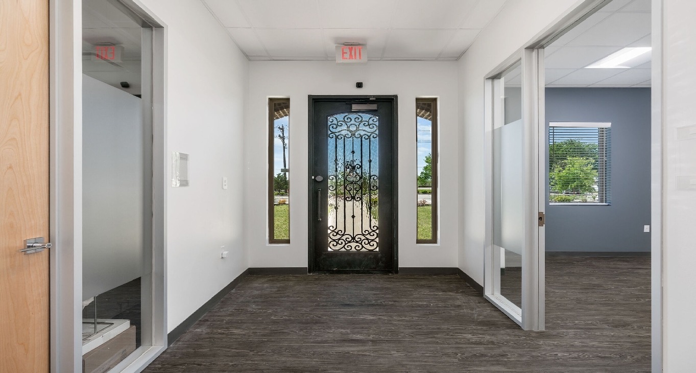 Rent office U.S. 380 26875 — photo 8