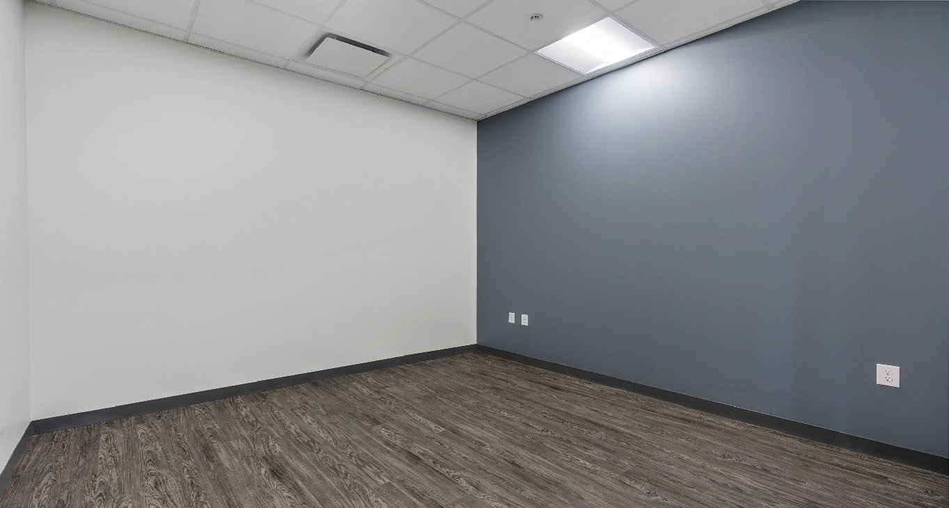 Rent office U.S. 380 26875 — photo 5
