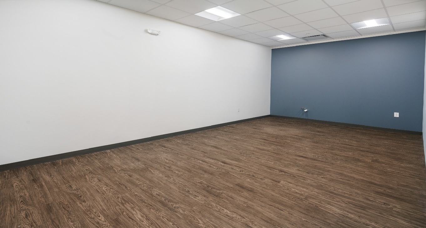 Rent office US Highway 380 26875 — photo 10