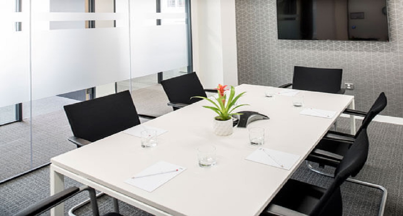 Rent office Ubora Office Tower — photo 3
