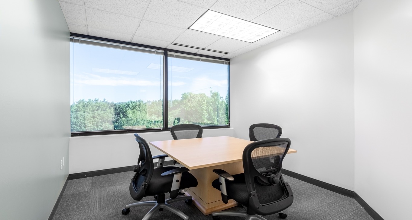 Business center University Executive Park Rent office University Executive Park — photo 4