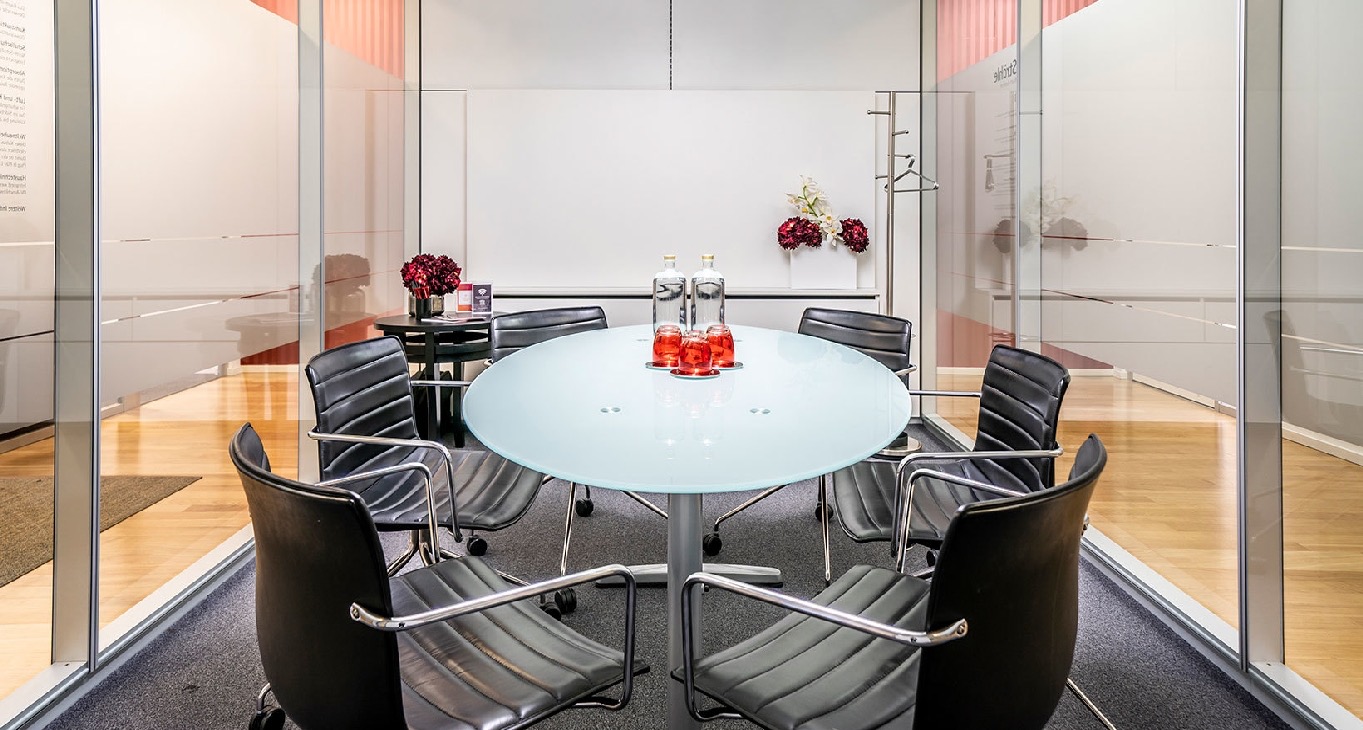 Rent office Unter den Linden 10 — photo 1