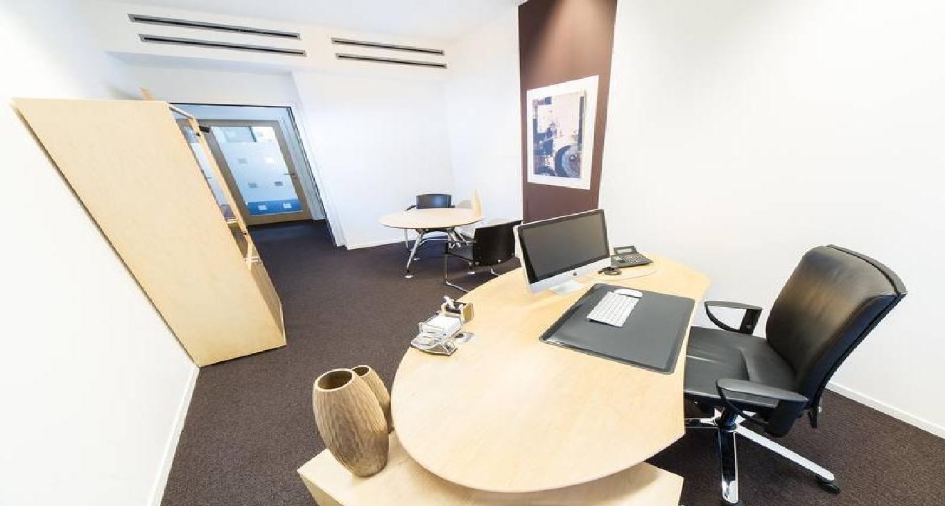 Rent office Spaces Design Offices Unter den Linden — photo 15