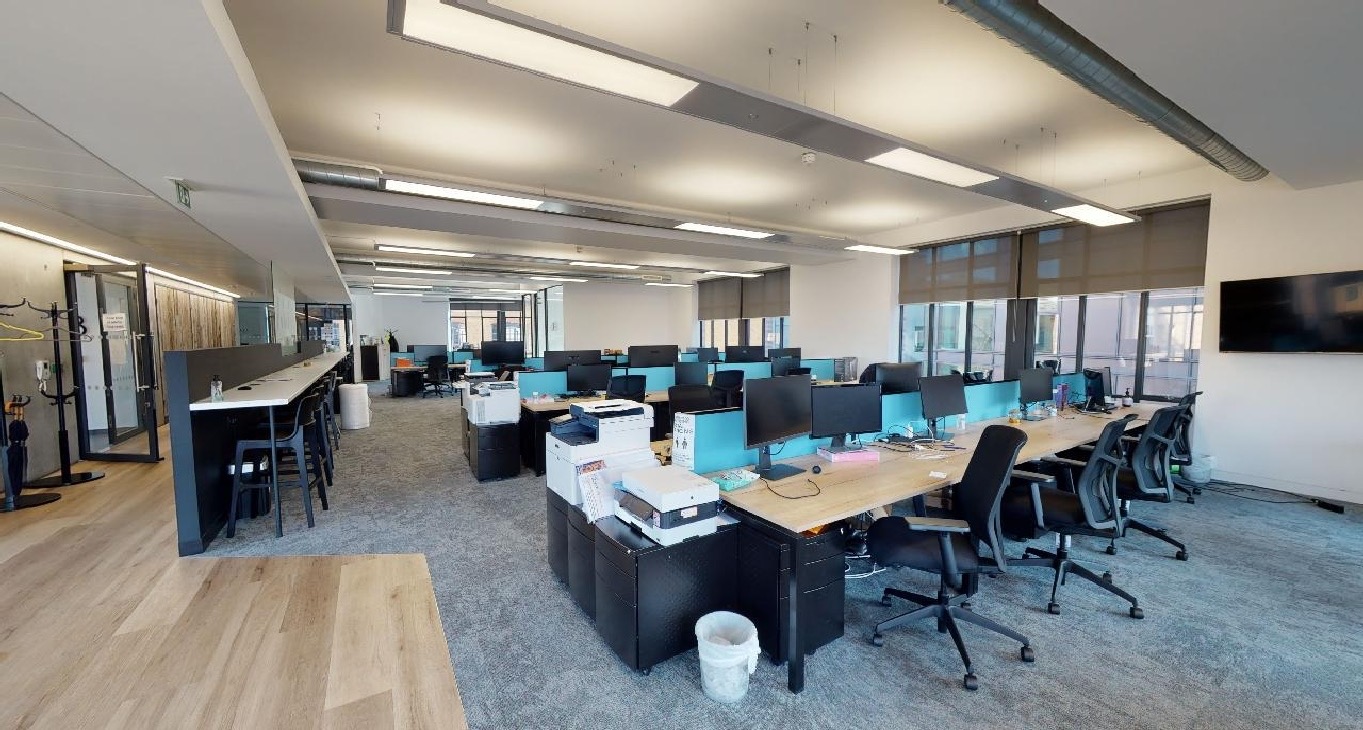 Rent office Valentine Place 1 — photo 2