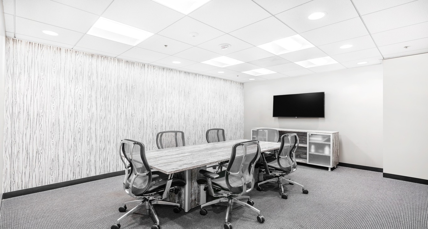 Rent office Valley Office Plaza — photo 8