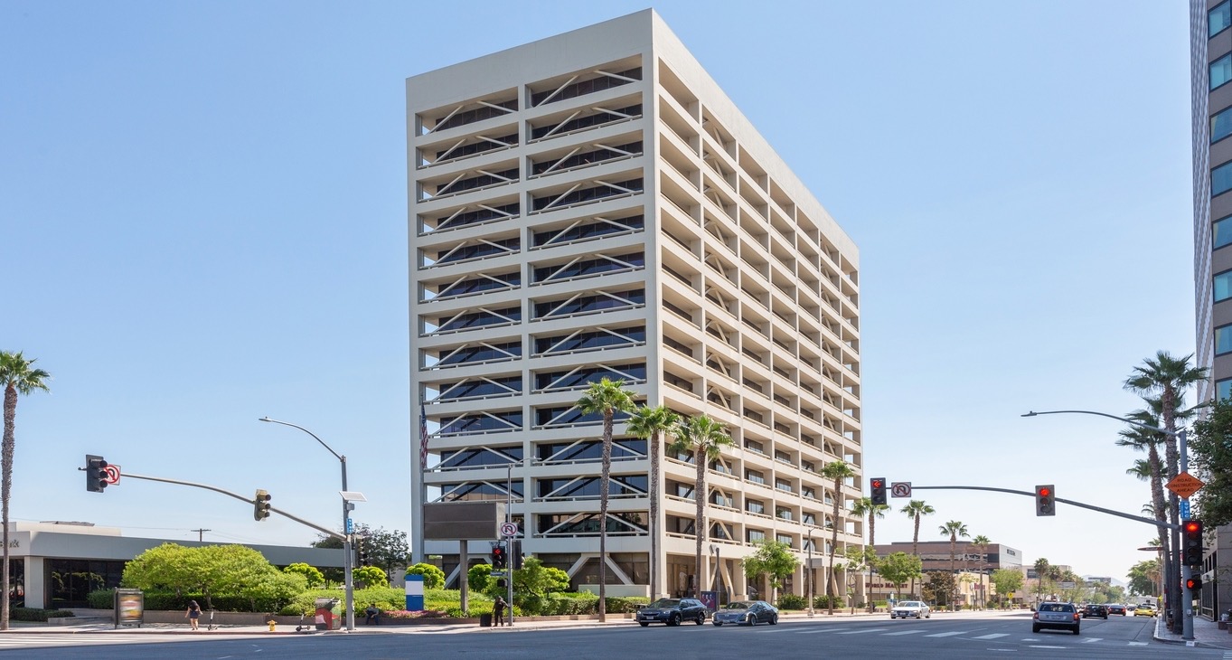 Rent office Valley Office Plaza — photo 9