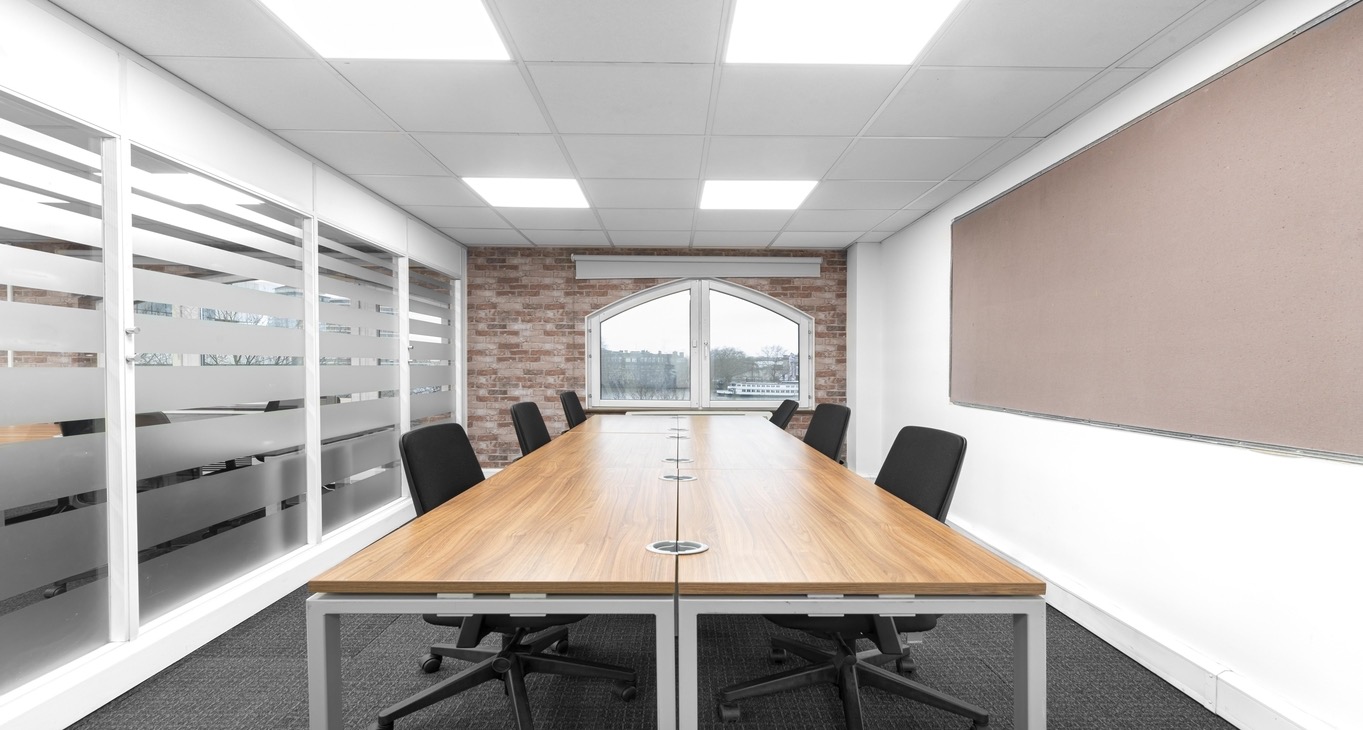 Business center Vauxhall Rent office Vauxhall — photo 1