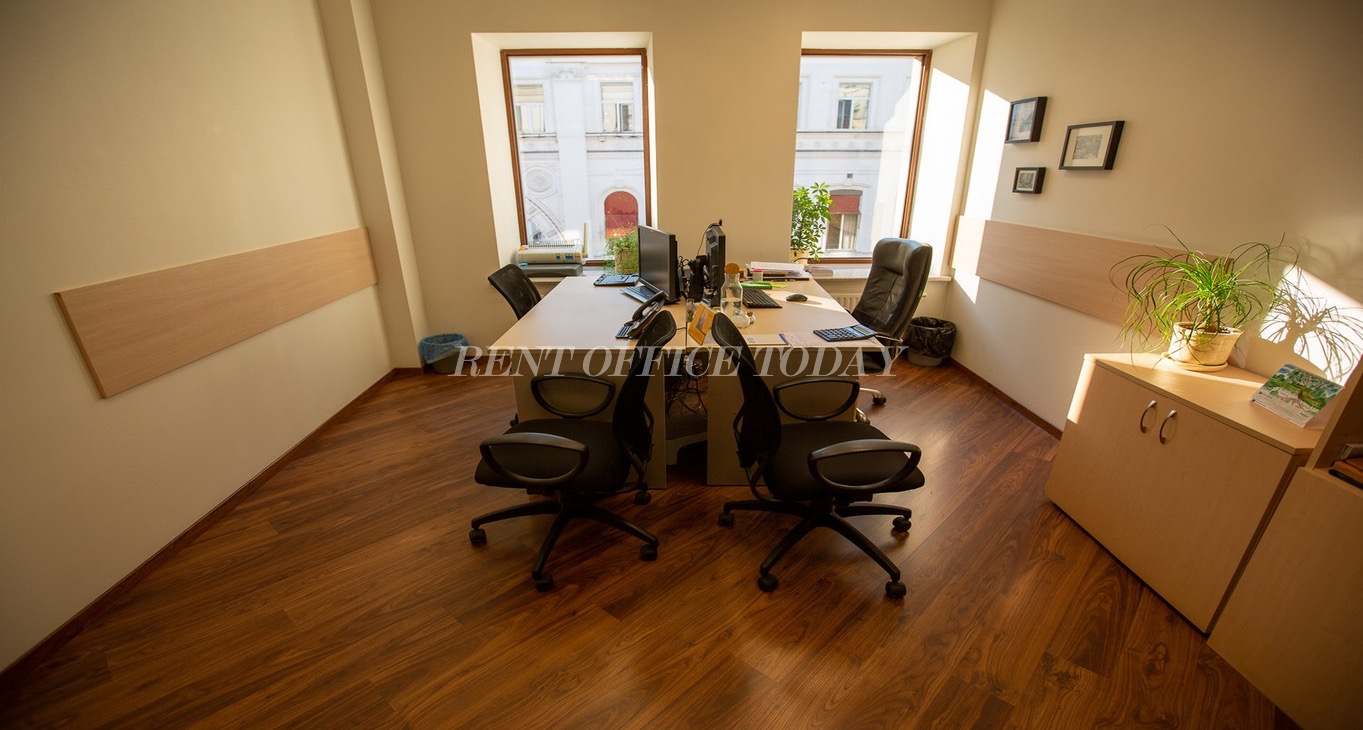 Business center Nikolskaya Plaza Rent office Nikolskaya Plaza — photo 17
