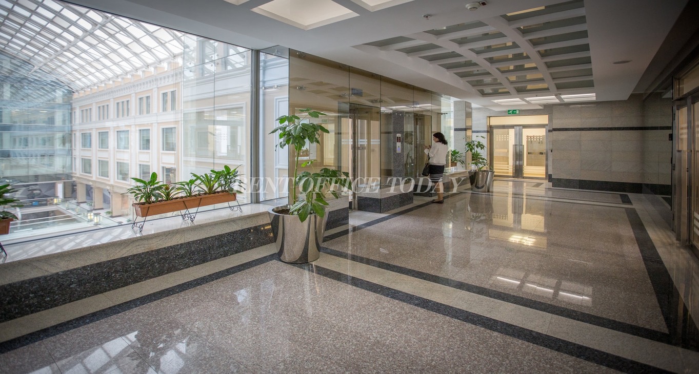 Business center Nikolskaya Plaza Rent office Nikolskaya Plaza — photo 4