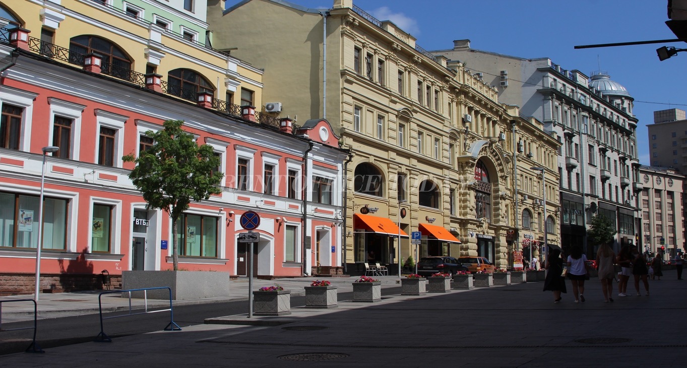 Kuznetskiy most 19, Kuznetskiy Most Street, 19 b. 1 — office space for rent, photo 1