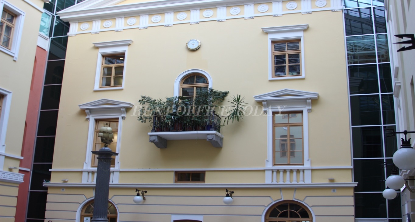 Rent office Атриум — photo 2