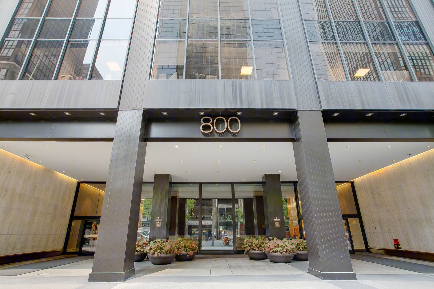 Pusat perniagaan 3rd Avenue 800 Rent office 3rd Avenue 800 — photo 4