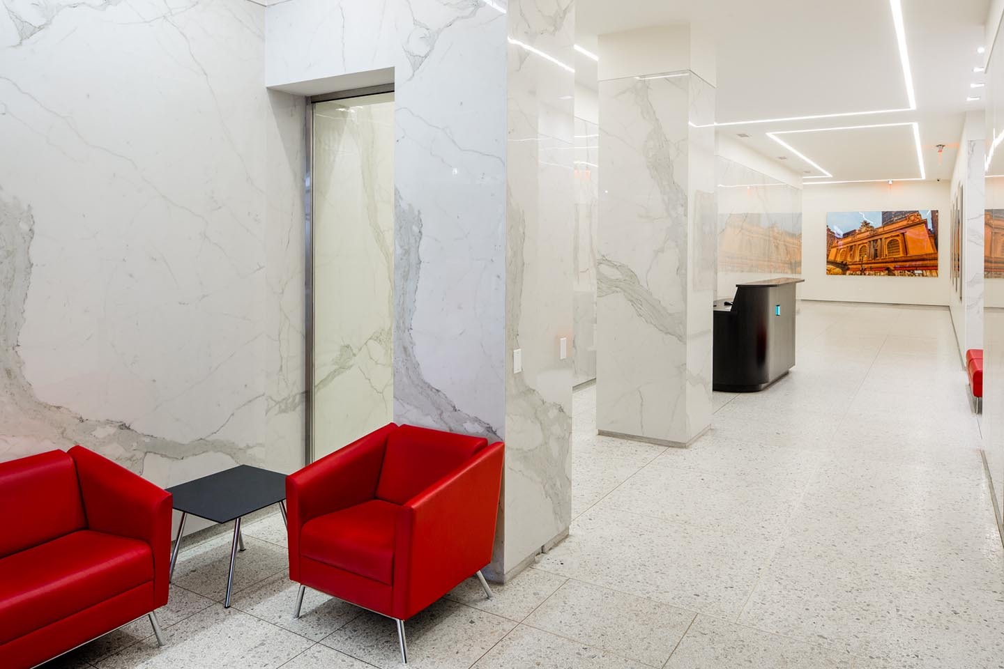 Rent office 211 East 43rd Street — photo 4