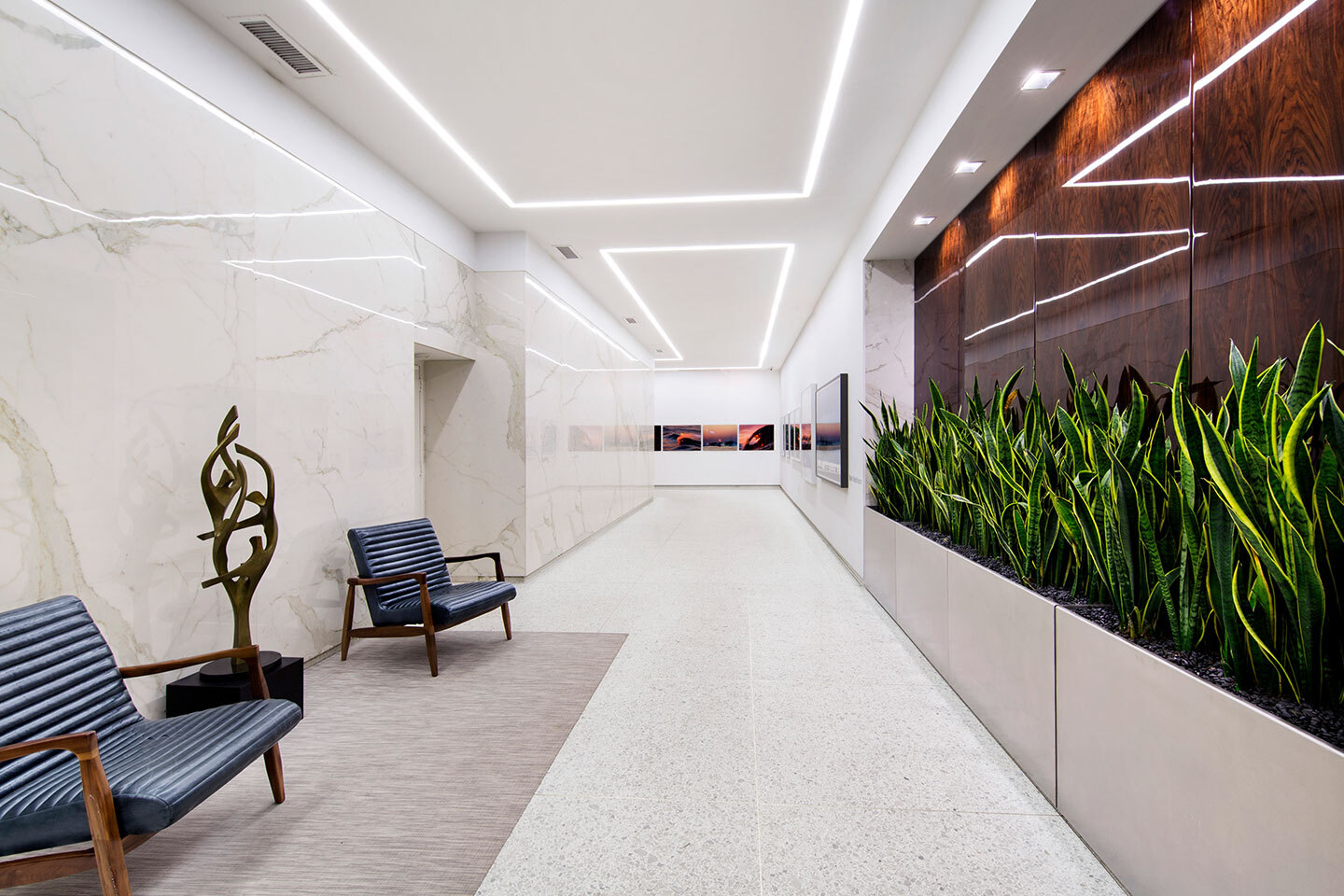 Rent office 211 East 43rd Street — photo 5
