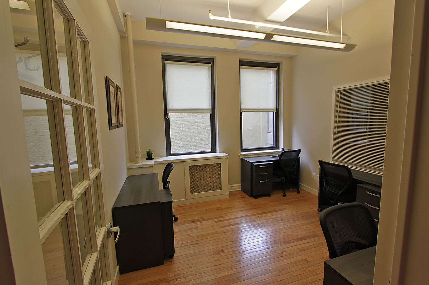 Rent office 1115 Broadway — photo 4
