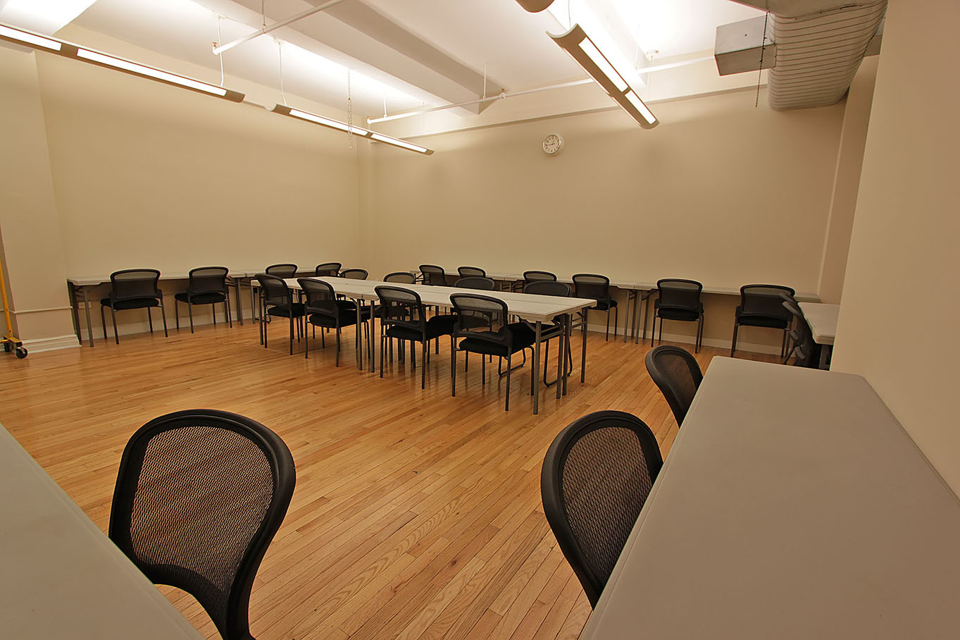 Rent office 1115 Broadway — photo 7