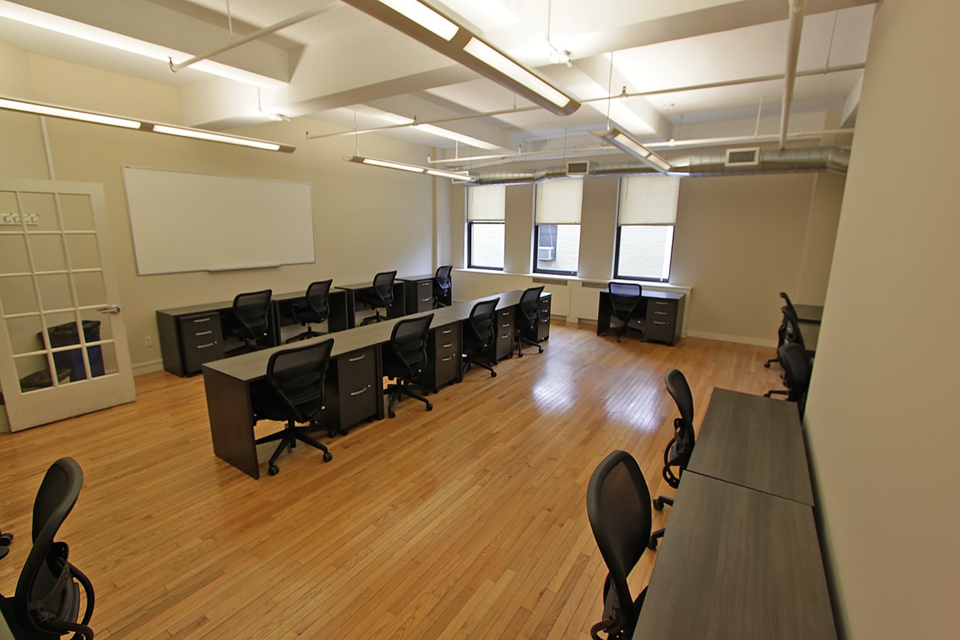 Rent office 1115 Broadway — photo 9