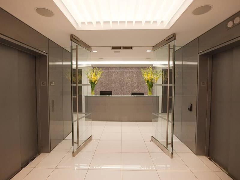 Rent office 3 Columbus Circle — photo 1
