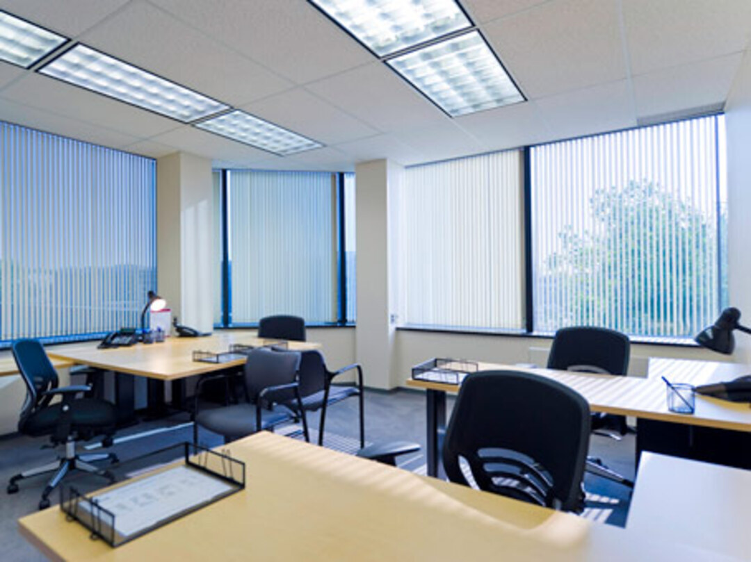Rent office 1979 Marc Avenue — photo 5