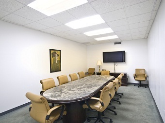 Rent office 708 Third Avenue — photo 1