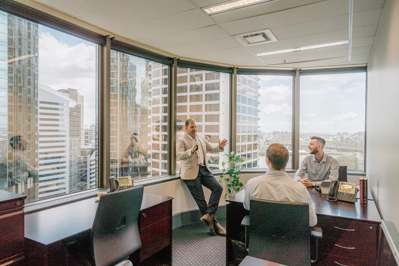 Rent office 375 Park Avenue — photo 2