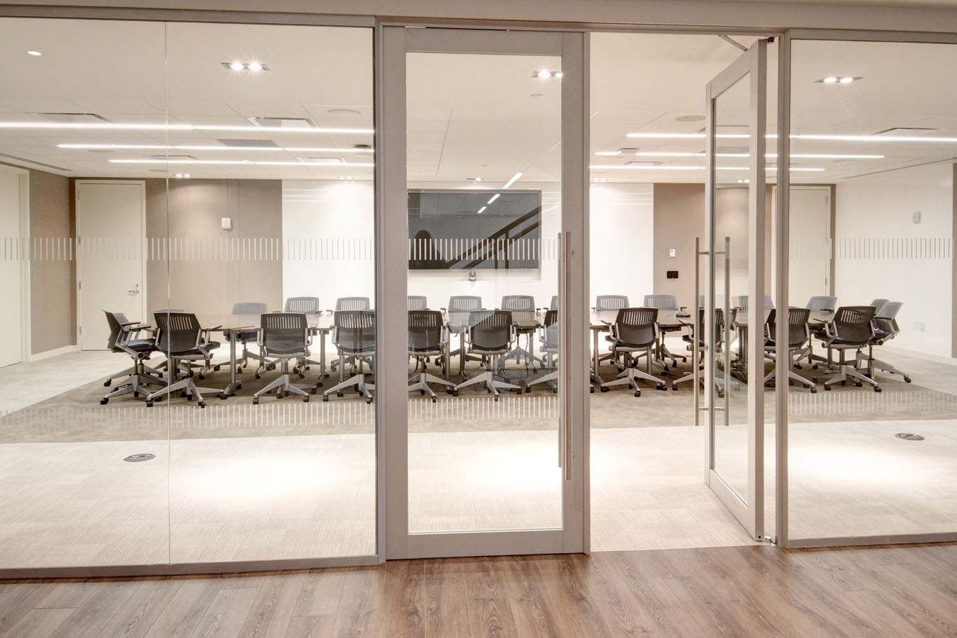 Pusat perniagaan Madison Avenue 667 Rent office Madison Avenue 667 — photo 3