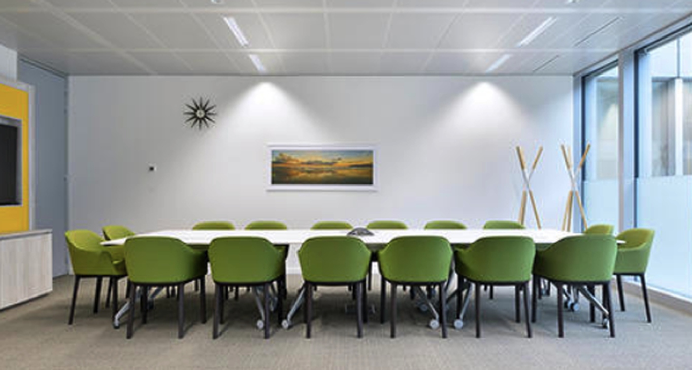 Rent office 25 Rue Séverine — photo 1