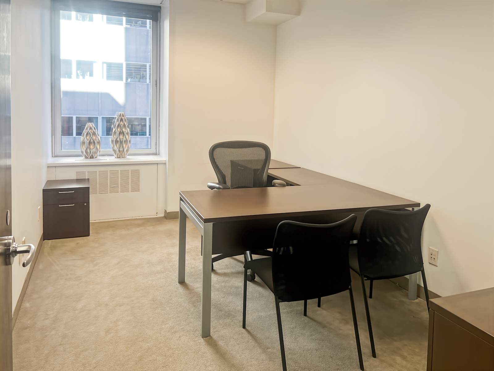 Rent office 100 Park Avenue — photo 6