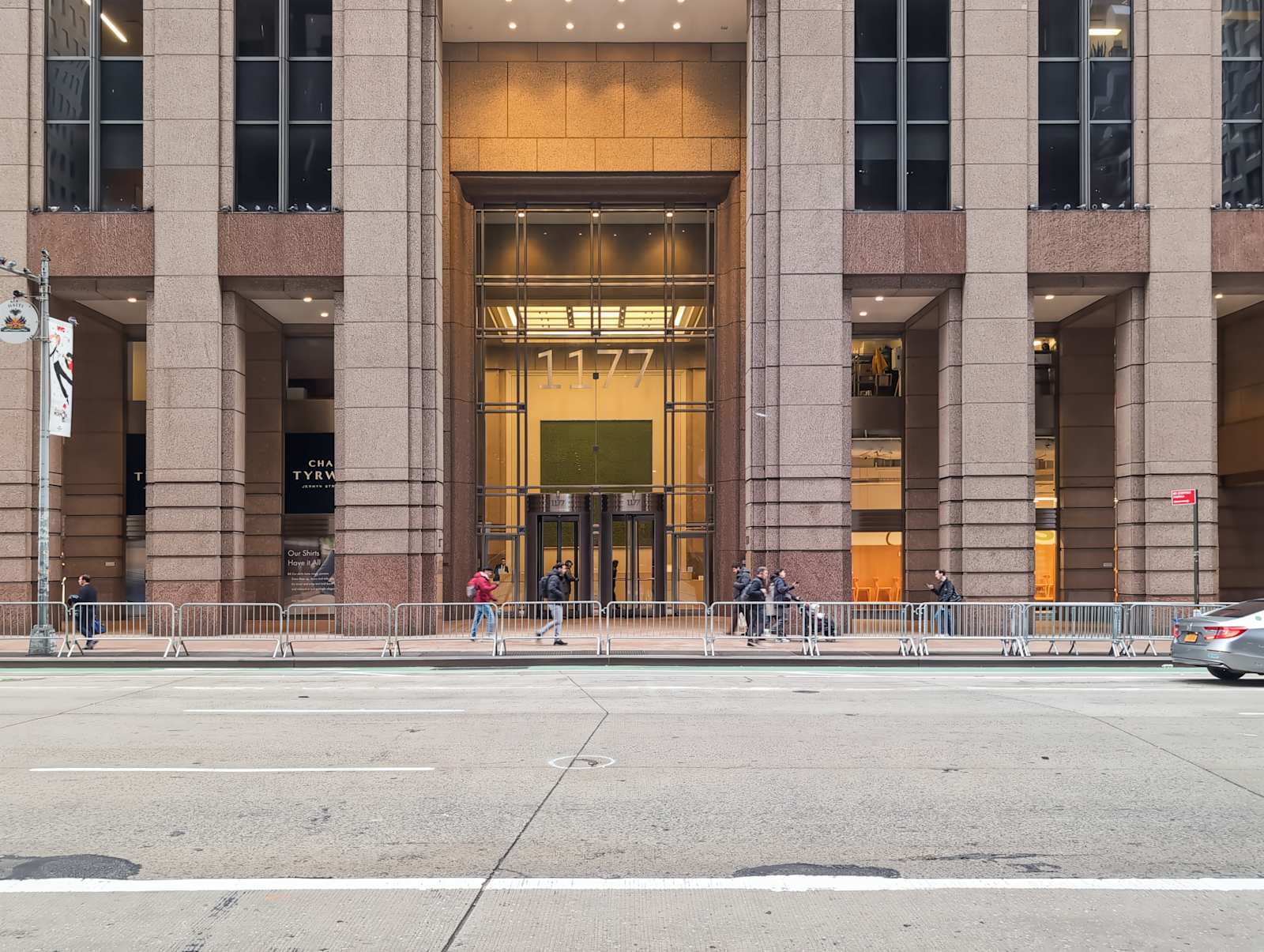 Pusat perniagaan 1177 Avenue of the Americas Rent office 1177 Avenue of the Americas — photo 1