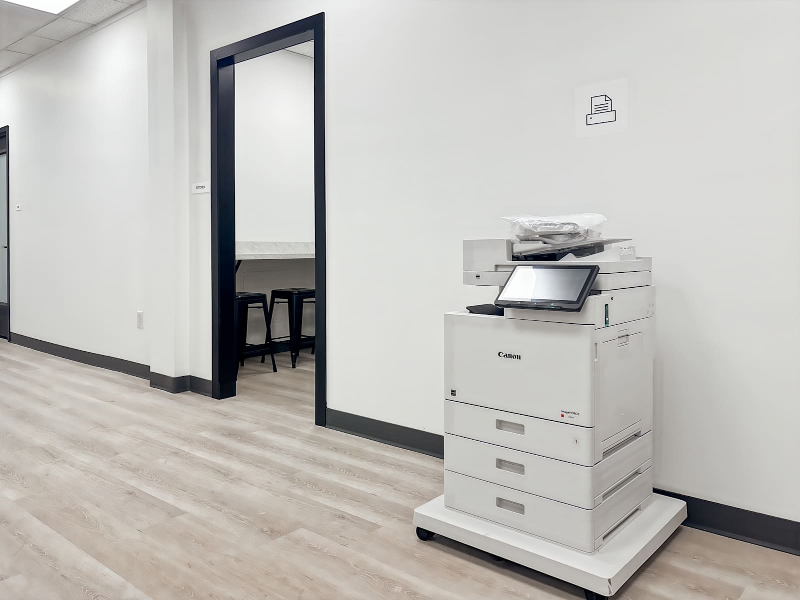 Rent office 1-3 W 125th St — photo 4