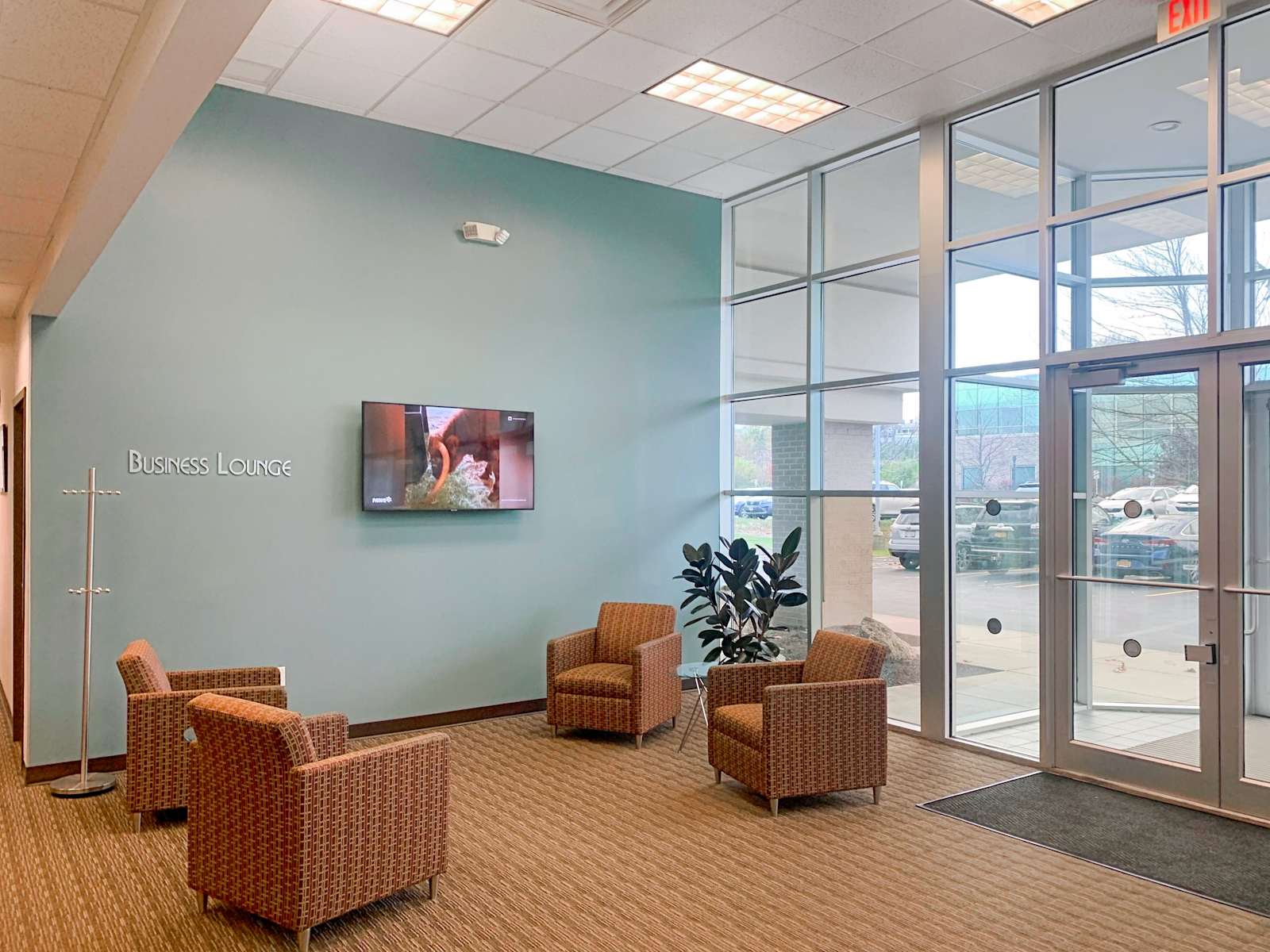 Pusat perniagaan 300 International Drive Rent office 300 International Drive — photo 5